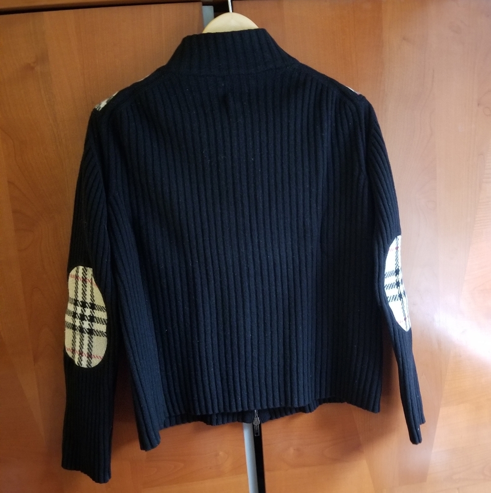Burberry Sweater /Jacket - Picture 3 of 9